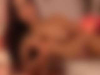 Live cam show with Kali Hill - Old on Camsoda