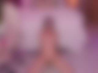 Scarlet-jons MILF webcam performer live streaming