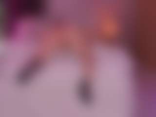 Live cam show with Scarlet-jons - Oil on StripNow