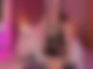 Live cam show with Scarlet-jons - Oil on Camsoda