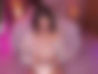Scarlet-jons MILF webcam performer live streaming