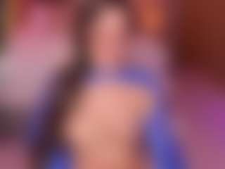 Live cam show with Scarlet-jons - Green Eyes on livesuperchat.net