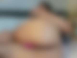 Live cam show with HOTTIE ANNETH - Ebony on Adult Interactions