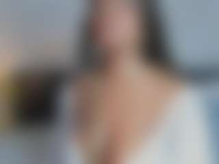Live cam show with HOTTIE ANNETH - Shaved Pussy on Milfs Live
