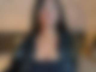Live cam show with HOTTIE ANNETH - Big Tits Brown Hair on luckytryst.com