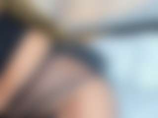 Live cam show with HOTTIE ANNETH - Ebony on friskycurves.com | colombia