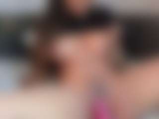 Live cam show with HOTTIE ANNETH - Squirt on Camsoda