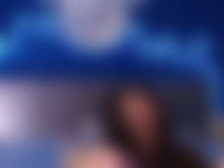 Live cam show with HOTTIE ANNETH - Ebony Teen (18+) on Dare Cams
