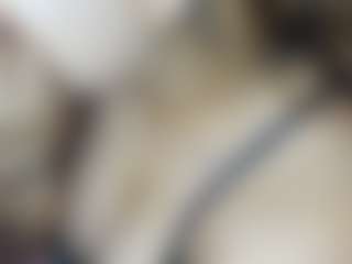 CarolineeGarciaa's Live Sex Cam Show