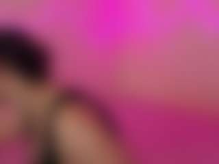 CarolineeGarciaa's Live Sex Cam Show