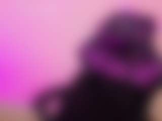 CarolineeGarciaa's Live Sex Cam Show
