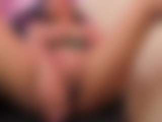 Live cam show with CarolineeGarciaa - College Teen (18+) on Nude Chat * 1 On 1 Webcam Sex * Live Cam Show
