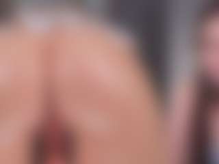 KateBleare's Live Sex Cam Show