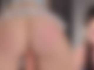 Live cam show with KateBleare - Thong on Dolls Live