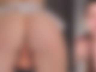 KateBleare's Live Sex Cam Show