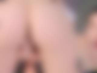 Live cam show with KateBleare - Flashing on Chatstar