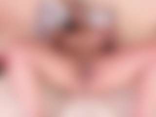 Live cam show with KatheMillerr - Chubby on AdultVida.com