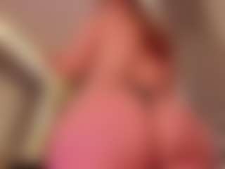 Live cam show with Samaantha-White - Athletic on Camversity