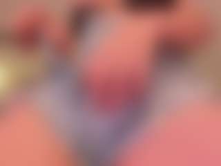 Live cam show with Samaantha-White - Spank on Camsoda