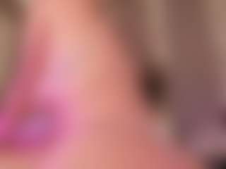 Live cam show with Samaantha-White - Mature on Uber Horny