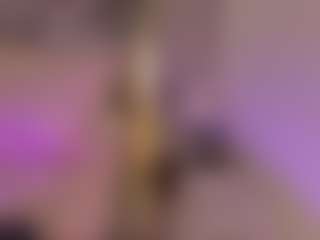 Live cam show with Samaantha-White - Mature on Milfs Live