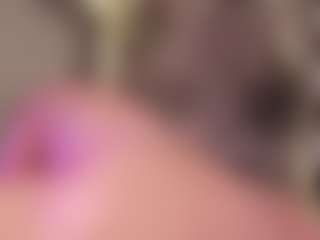 Live cam show with Samaantha-White - Wet on Camsoda