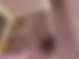 Live cam show with Samaantha-White - Athletic Brown Eyes on camwithhim.com