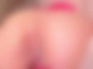 Live cam show with Samaantha-White - Curly on Camsoda Late Night