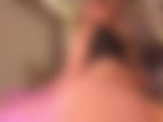 Live cam show with Samaantha-White - Athletic Dildo on Camsoda