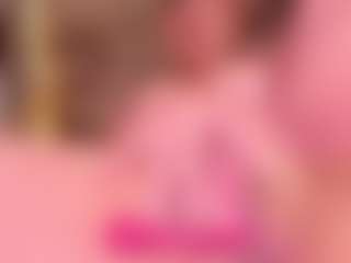 Live cam show with Samaantha-White - Sexwebcam Mature on StripNow
