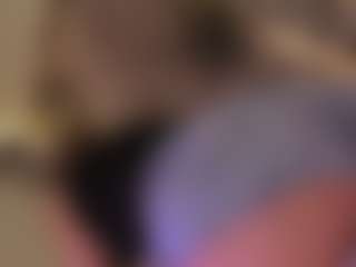 Samaantha-White's Live Sex Cam Show