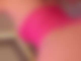 Live cam show with Samaantha-White - Spank on Gym Cam Girls