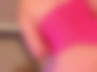 Live cam show with Samaantha-White - Facial on SpankPalCams