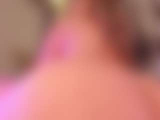 Live cam show with Samaantha-White - Big Ass on xplaylive.com