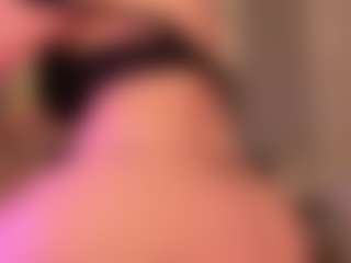 Samaantha-White's Live Sex Cam Show