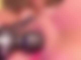 Samaantha-White's Live Sex Cam Show