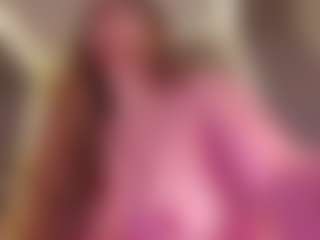 Live cam show with Samaantha-White - Wet on Gym Cam Girls