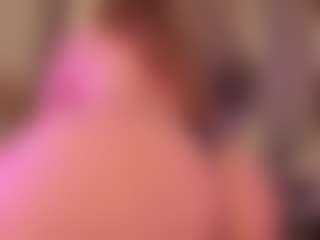 Live cam show with Samaantha-White - Dildo Mature on AdultVida.com