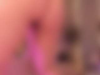 Live cam show with Samaantha-White - Facial Piercings on liverealitysex.com