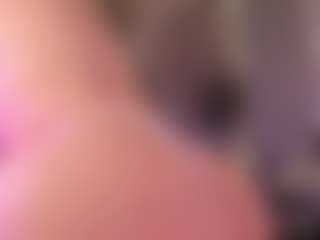 Live cam show with Samaantha-White - Strip Blonde Hair on slutload