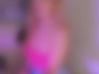Live cam show with Samaantha-White - Mature Toys on livesuperchat.net