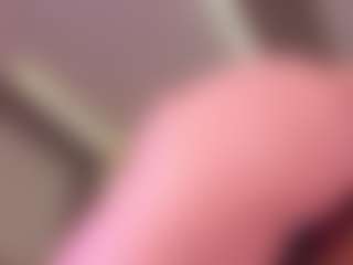 Live cam show with Samaantha-White - Blowjob on CamSextacy