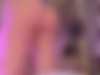 Live cam show with Samaantha-White - Dildo Or Vibrator on EXY