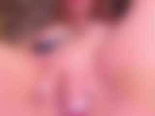 Live cam show with Samaantha-White - Dildo on SxyPornLive