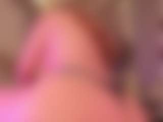 Live cam show with Samaantha-White - Spy Mature on SpankPalCams
