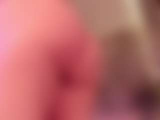 Live cam show with Samaantha-White - Big Tits on Camsoda