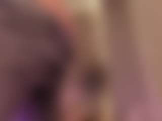 Samaantha-White's Live Sex Cam Show