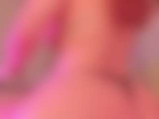 Live cam show with Samaantha-White - Spy Curvy on Camming Site