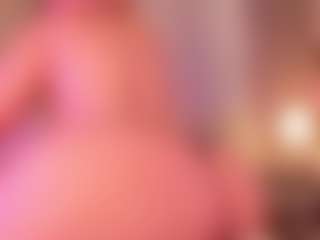 Live cam show with Samaantha-White - Big Tits Mature on Camsoda