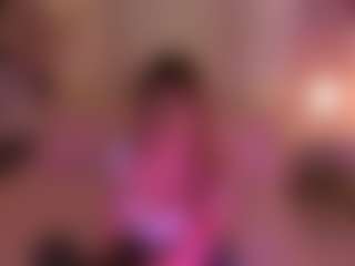 Live cam show with Samaantha-White - Mature on Camsoda